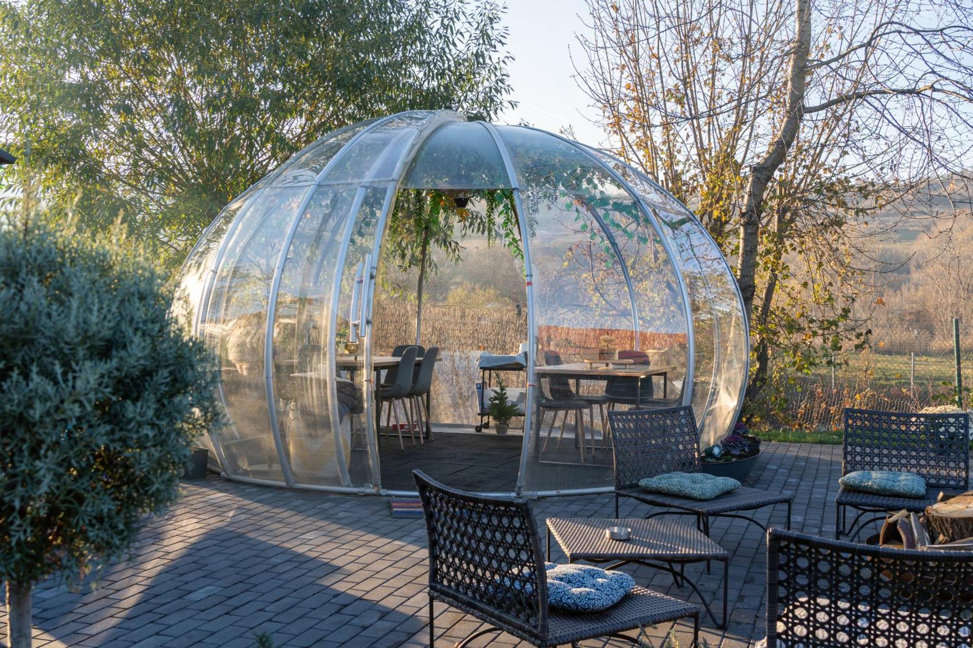 Glamp In Style Pods Resort Bran  Eksteriør billede