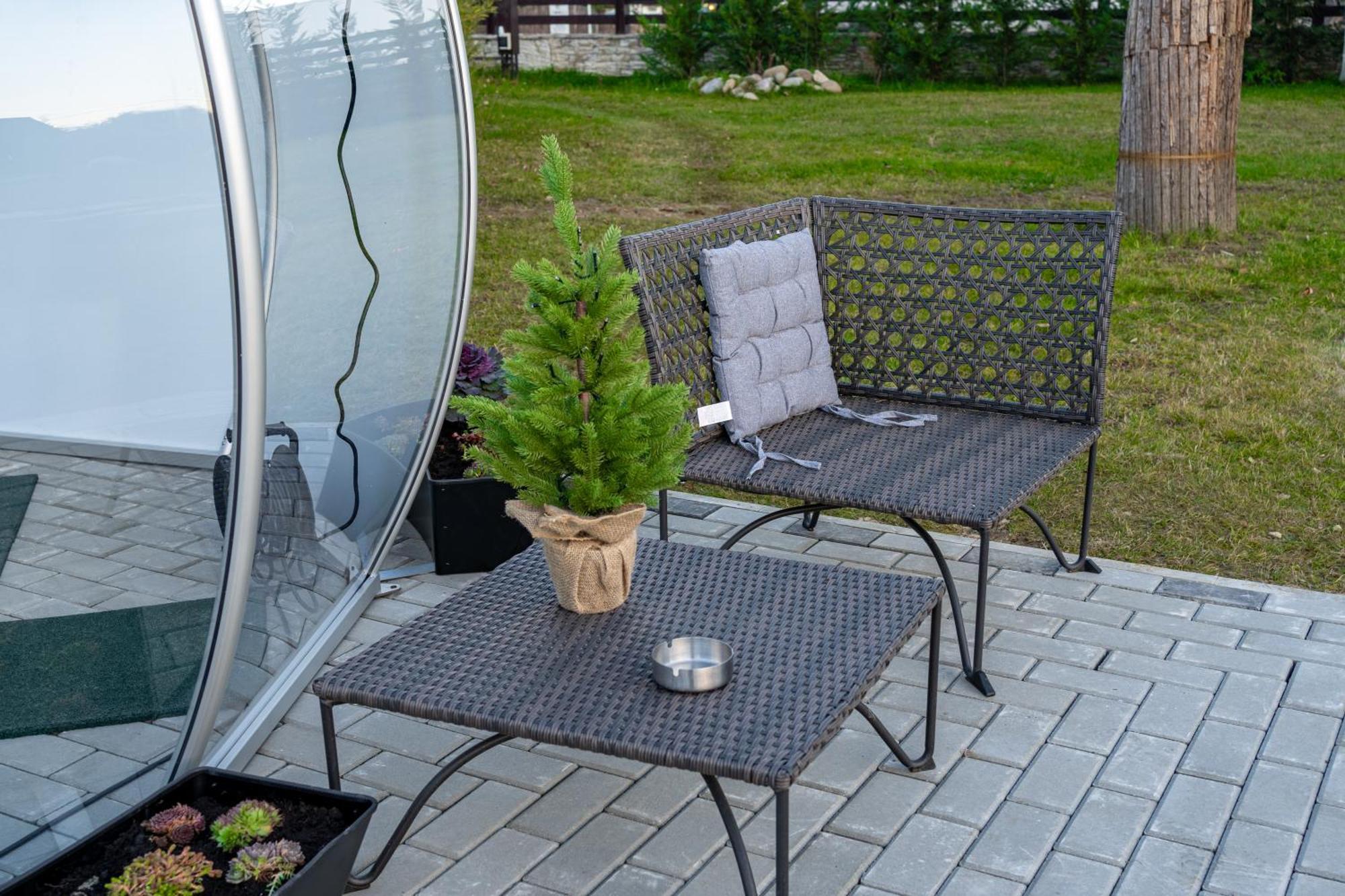 Glamp In Style Pods Resort Bran  Eksteriør billede